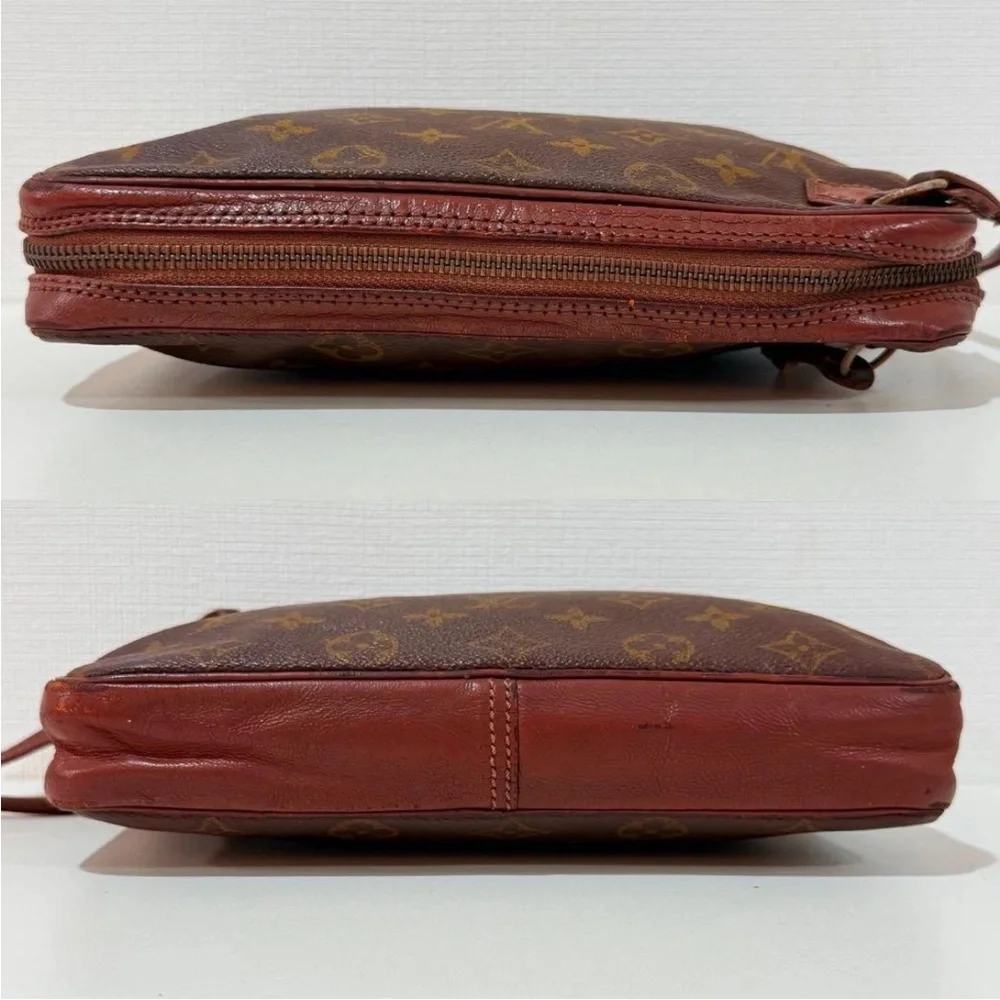 Louis Vuitton Brown and Tan Monogram Clutch - Picture 3 of 11